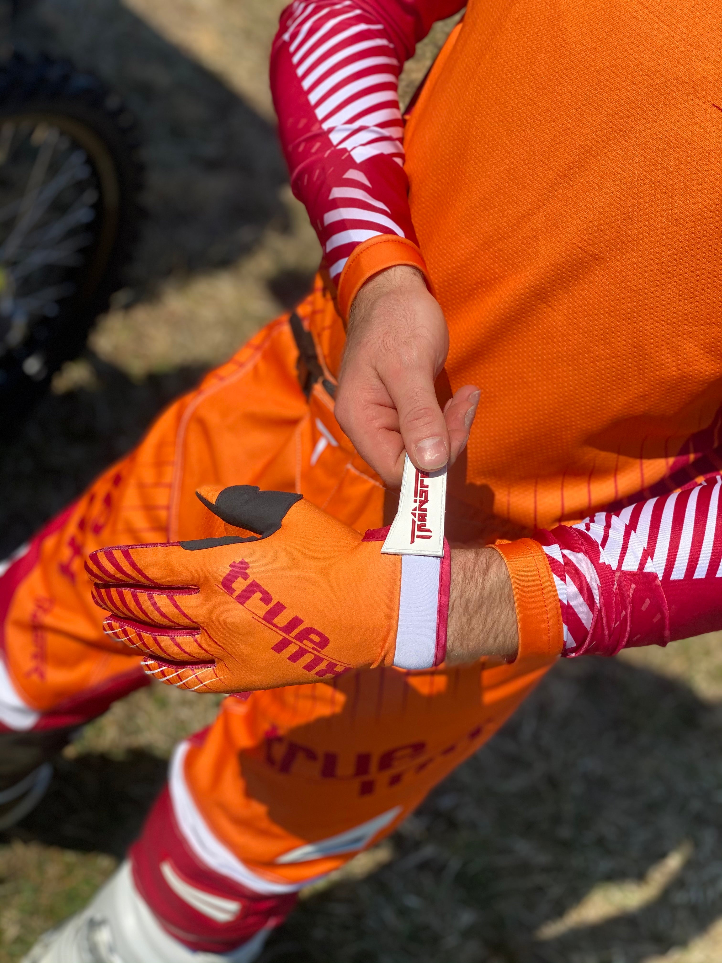 2022 TrueMX Transfer Gloves - ORANGE/RED [CLOSEOUT]